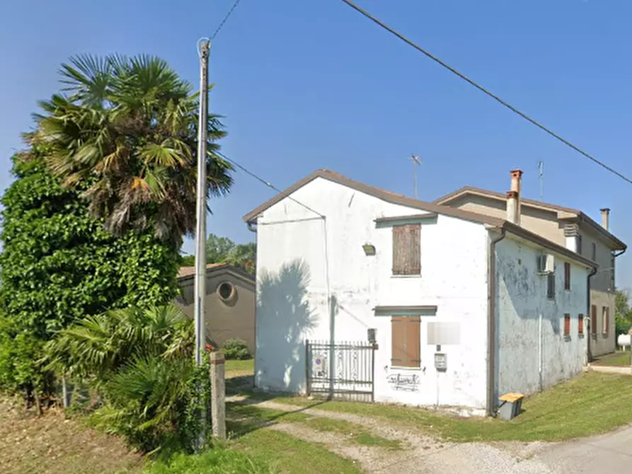 Immagine 1 di Casa indipendente in vendita  in via Puccini a Brugine