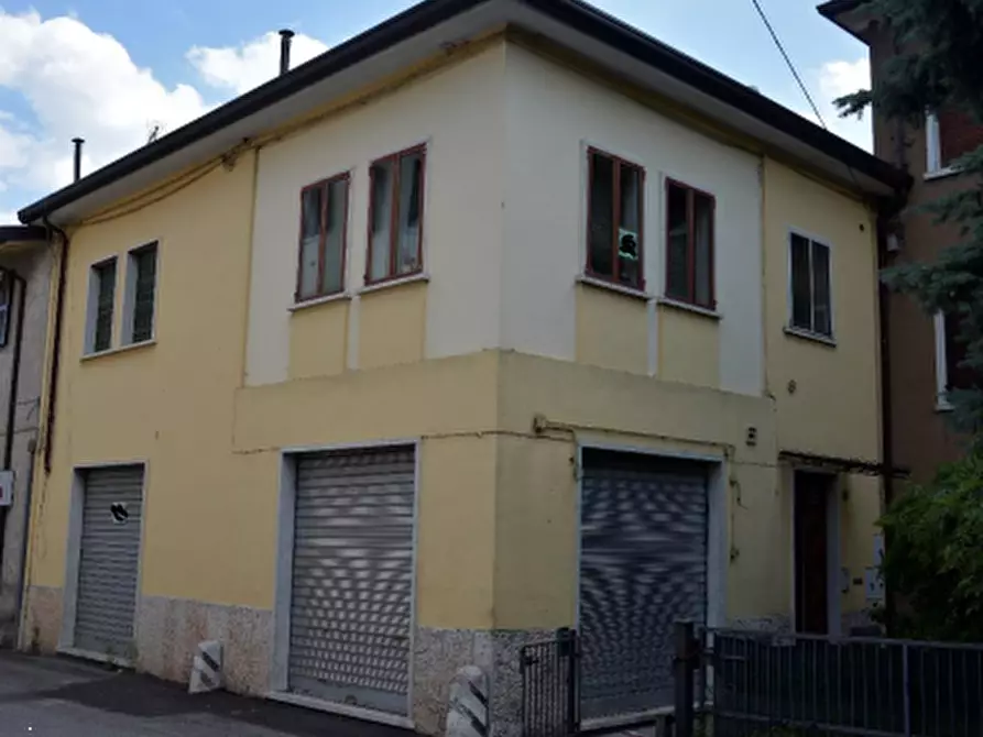 Immagine 1 di Casa indipendente in vendita  in Via Brennero a Sant'ambrogio Di Valpolicella