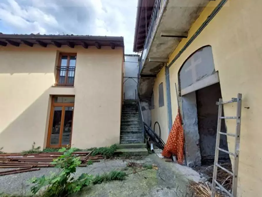 Immagine 1 di Stabile in vendita  in Via Oberdan a Gorizia