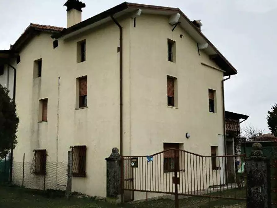 Immagine 1 di Casa indipendente in vendita  in Via Monte Sabotino a Spilimbergo