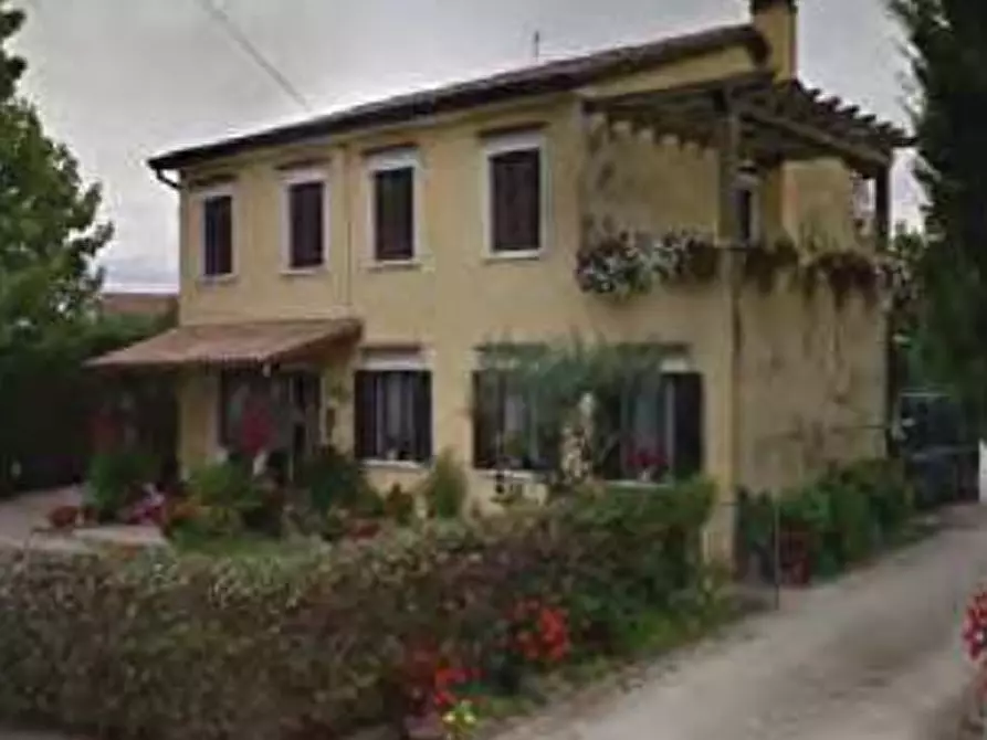 Immagine 1 di Casa indipendente in vendita  in Via San Rocco a Cittadella
