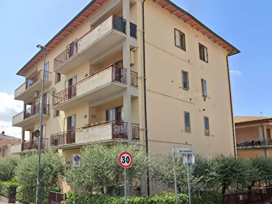 Immagine 1 di Appartamento in vendita  in Via Labriola a Montemurlo