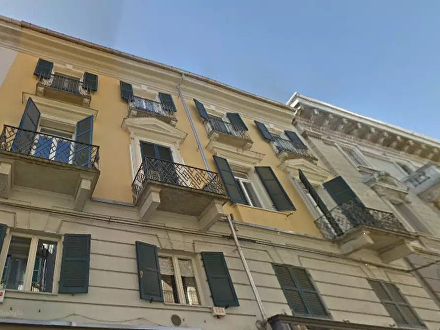 Immagine 1 di Ufficio in vendita  in Via Giovanni Migliara a Alessandria