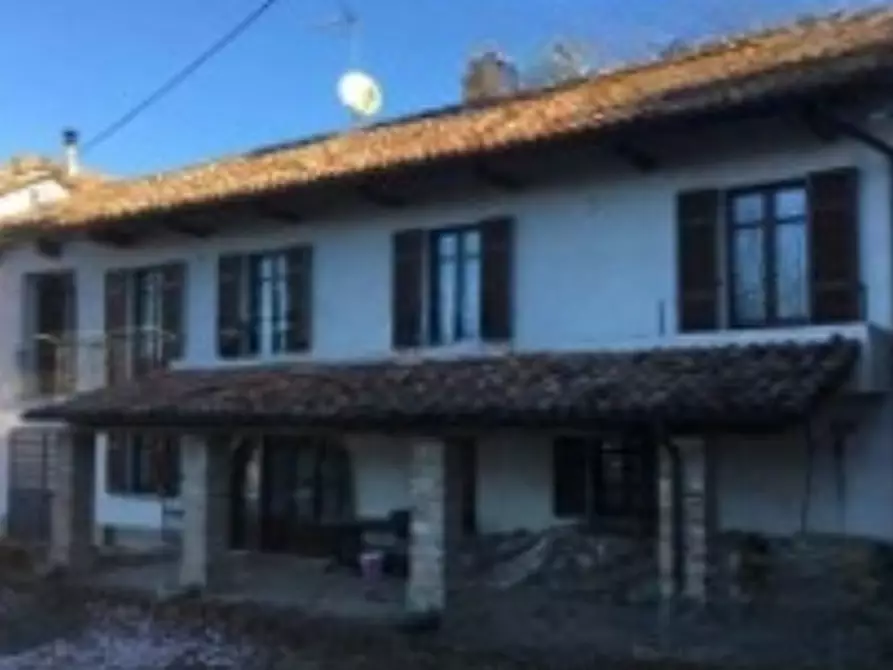 Immagine 1 di Porzione di casa in vendita  in Regione Cavolpi a Canelli