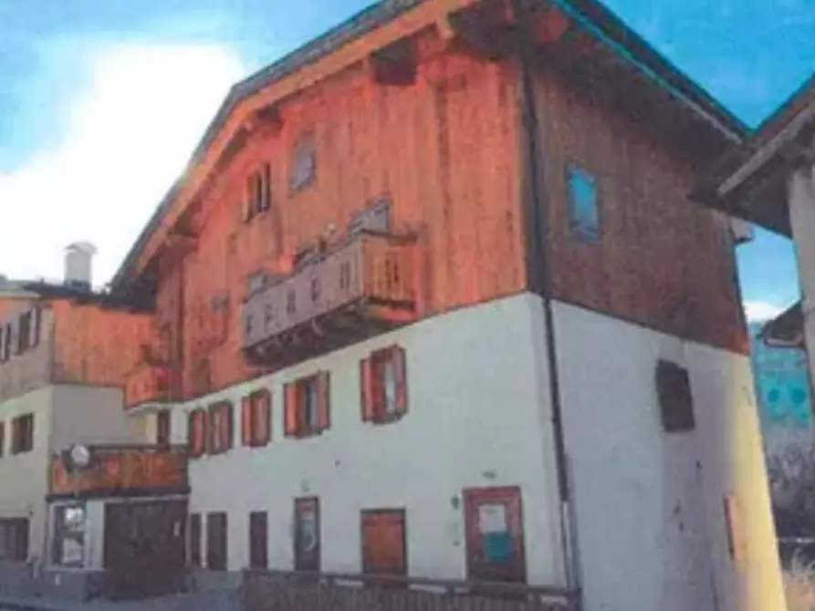 Immagine 1 di Appartamento in vendita  in Via Roma  a San Vito Di Cadore