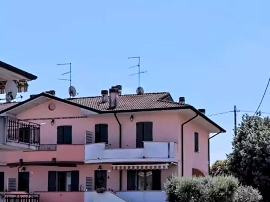 Immagine 1 di Villetta a schiera in vendita  in Via Guglielmo Marconi  a Nogarole Rocca