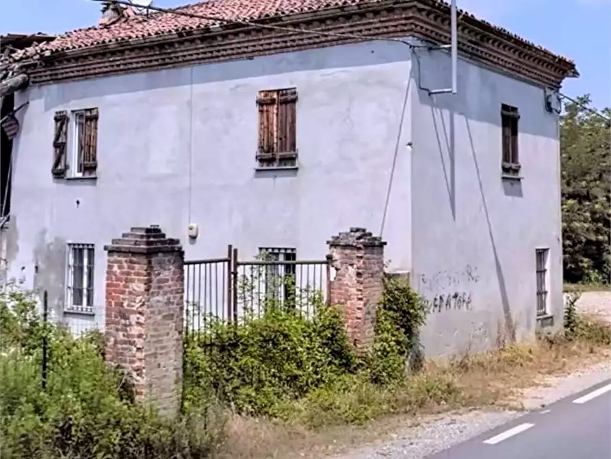 Immagine 1 di Porzione di casa in vendita  in Strada Casale Asti a Cereseto