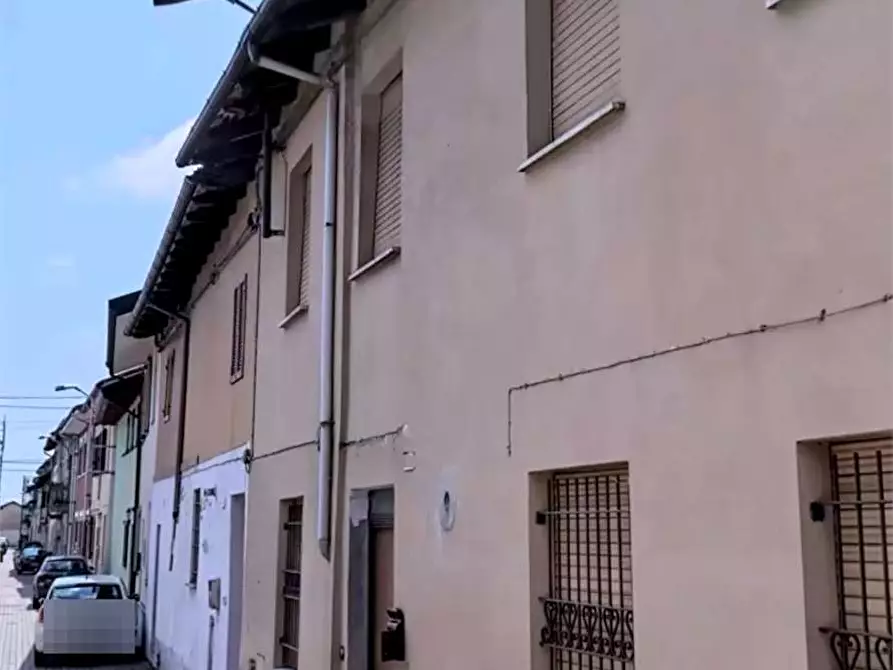 Immagine 1 di Appartamento in vendita  in via Rota  a Borgo San Martino