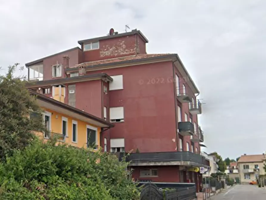 Immagine 1 di Appartamento in vendita  in via G.B. Tiepolo a Stra