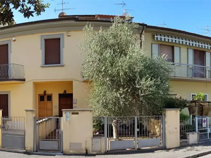 Immagine 1 di Porzione di casa in vendita  in Via Catalani a Empoli