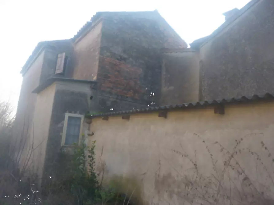Immagine 1 di Porzione di casa in vendita  in Via Lunga  a Borgo Veneto