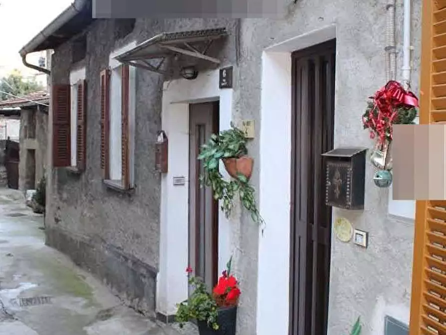 Immagine 1 di Casa indipendente in vendita  in  Via Orti  a Sellero
