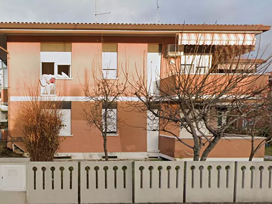 Immagine 1 di Appartamento in vendita  in Via Livenza a Udine