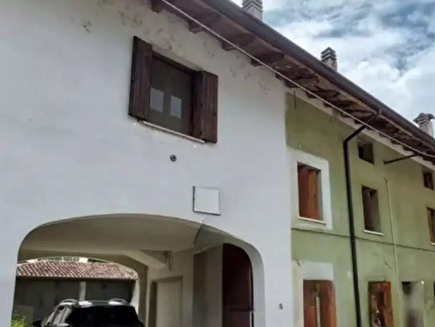 Immagine 1 di Casa indipendente in vendita  in Via dei Castelli a Pozzuolo Del Friuli