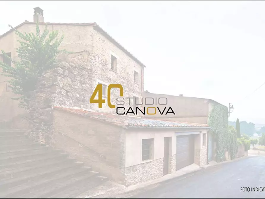 Immagine 1 di Villa in vendita  in Via Ezio Franceschini a Este