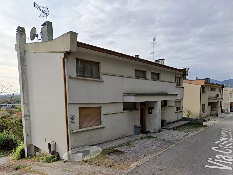 Immagine 1 di Casa bifamiliare in vendita  in Via Collosomano a Buja