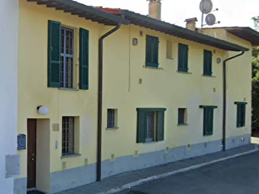 Immagine 1 di Appartamento in vendita  in Via Bruno Ciari a Prato