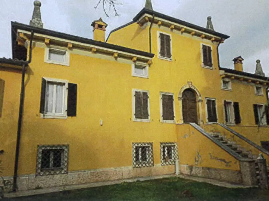 Immagine 1 di Casa indipendente in vendita  in Via Gaburri a Sona