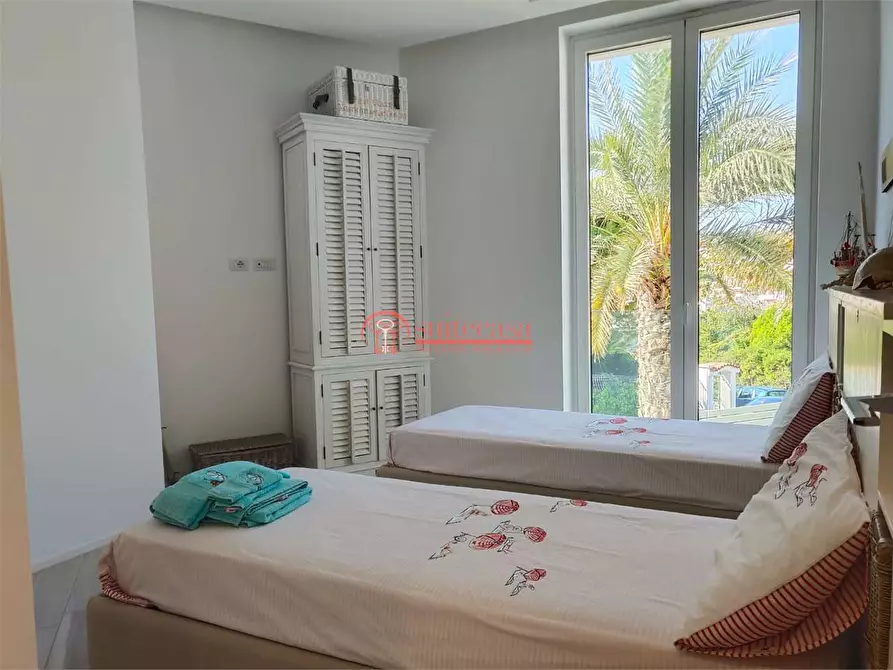 Immagine 14 di Villa in vendita  in lungomare Paternostro a Bisceglie