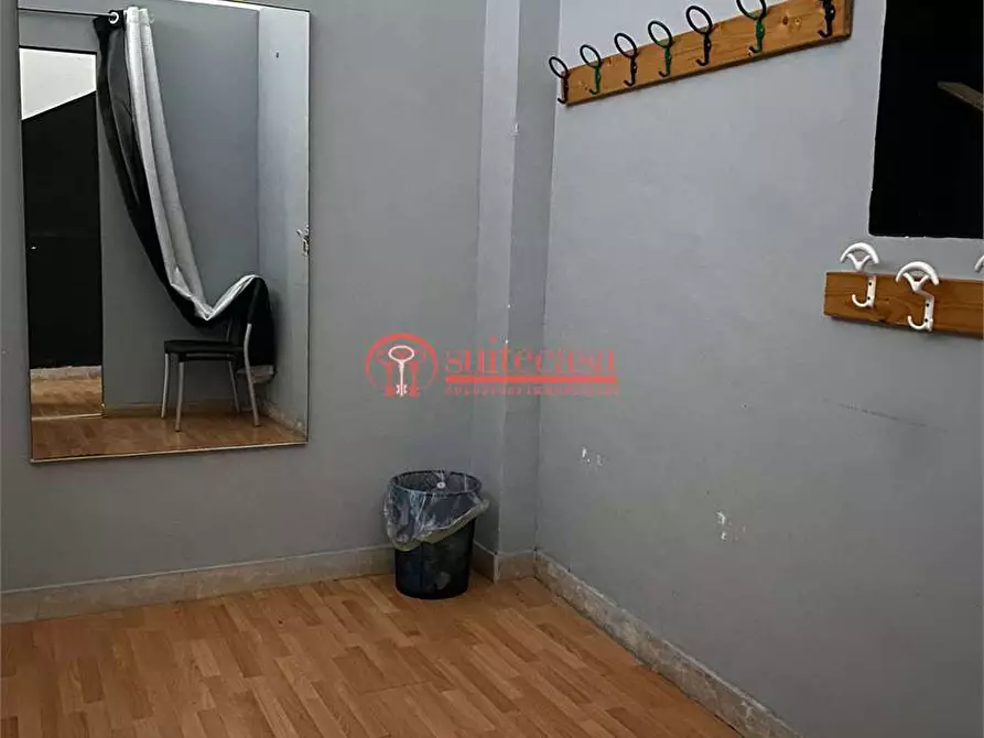 Immagine 4 di Negozio in affitto  in via Dalmazia a Trani