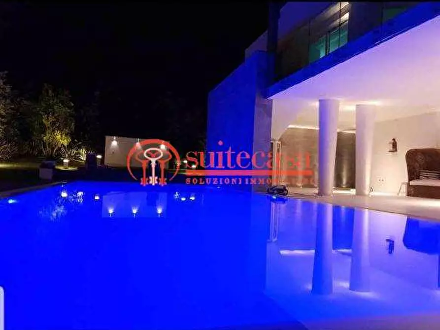 Immagine 24 di Villa in vendita  in lungomare Paternostro a Bisceglie