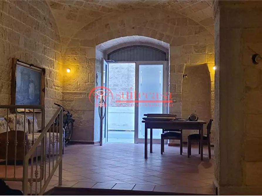 Immagine 6 di Negozio in affitto  in via Cesare Lambertini a Trani