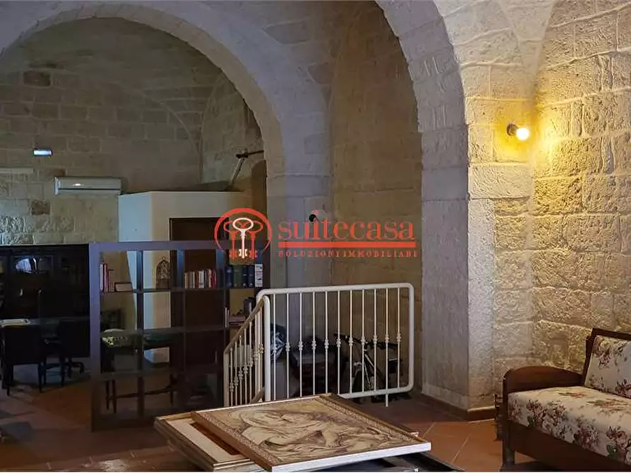 Immagine 7 di Negozio in affitto  in via Cesare Lambertini a Trani