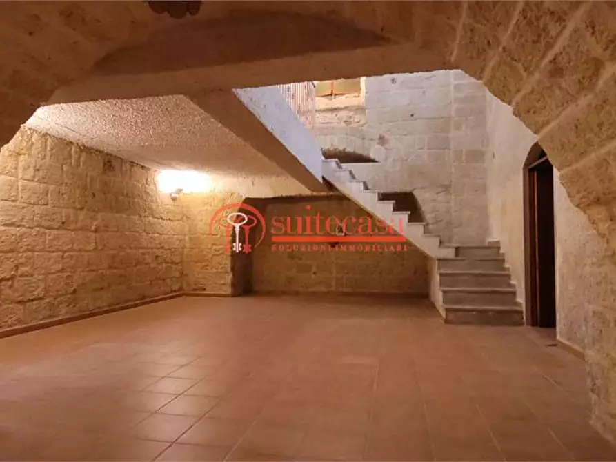 Immagine 3 di Negozio in affitto  in via mario pagano 244 a Trani