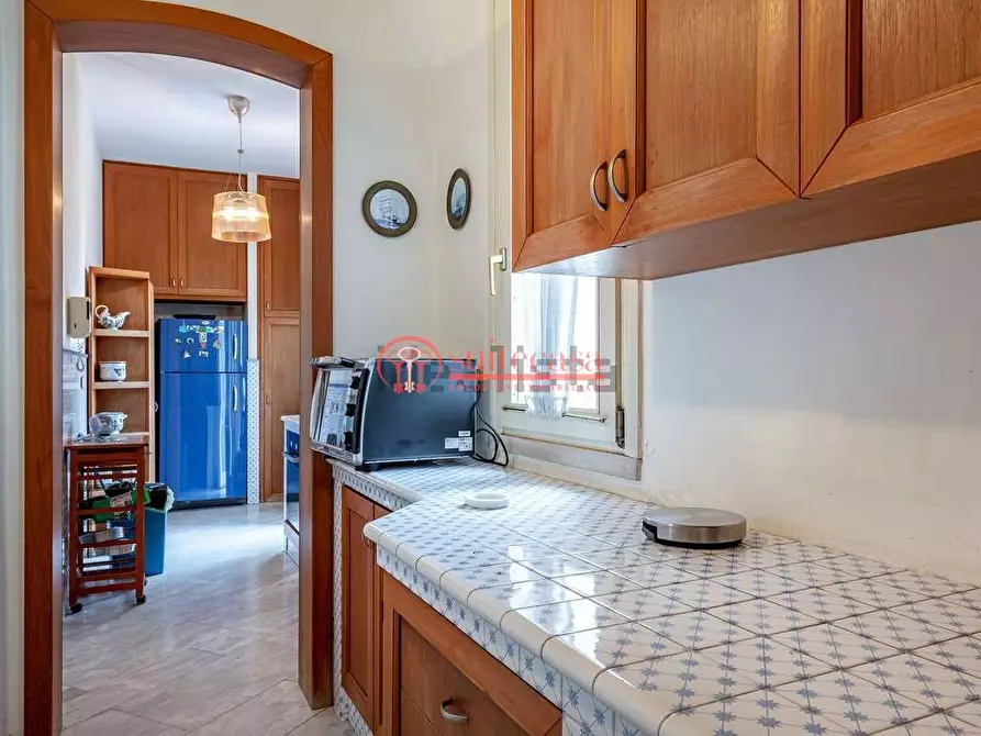 Immagine 11 di Stabile in vendita  in piazza Vittorio Emanuele  ll a Andria