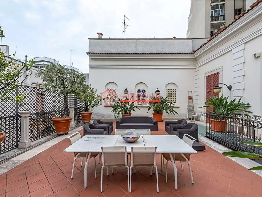 Immagine 12 di Stabile in vendita  in piazza Vittorio Emanuele  ll a Andria