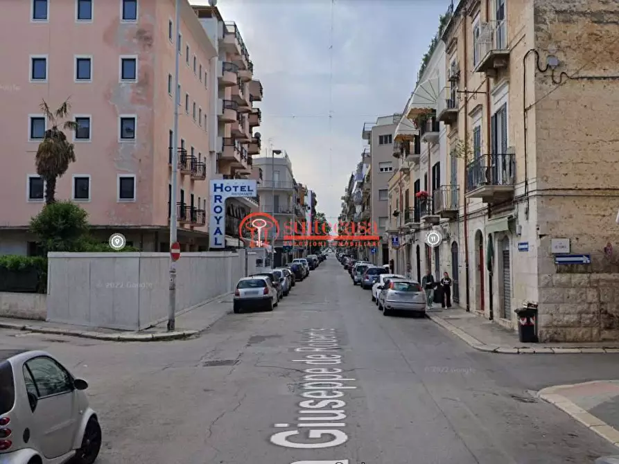 Immagine 1 di Garage in vendita  in via Bebio a Trani