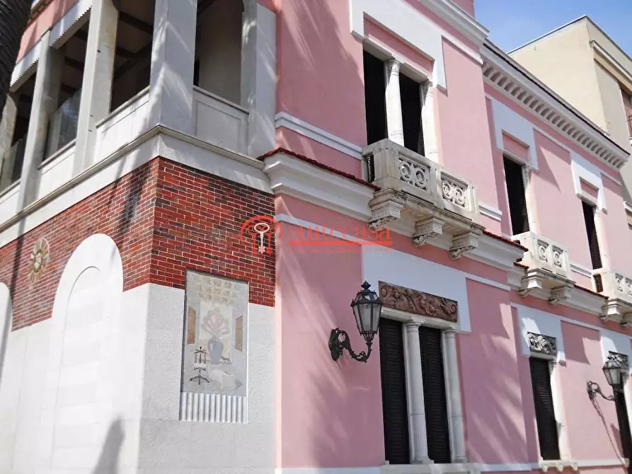 Immagine 3 di Villa in vendita  in piazza XX Settembre a Trani