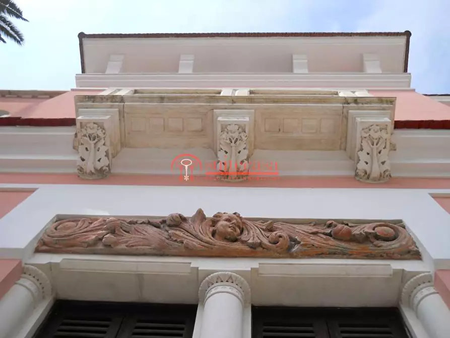 Immagine 7 di Villa in vendita  in piazza XX Settembre a Trani