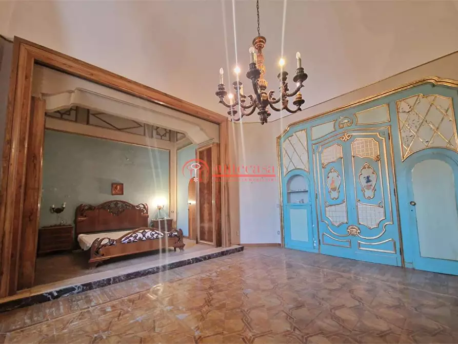 Immagine 10 di Villa in vendita  in piazza XX Settembre a Trani