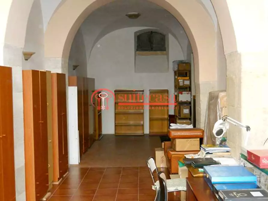 Immagine 19 di Villa in vendita  in piazza XX Settembre a Trani