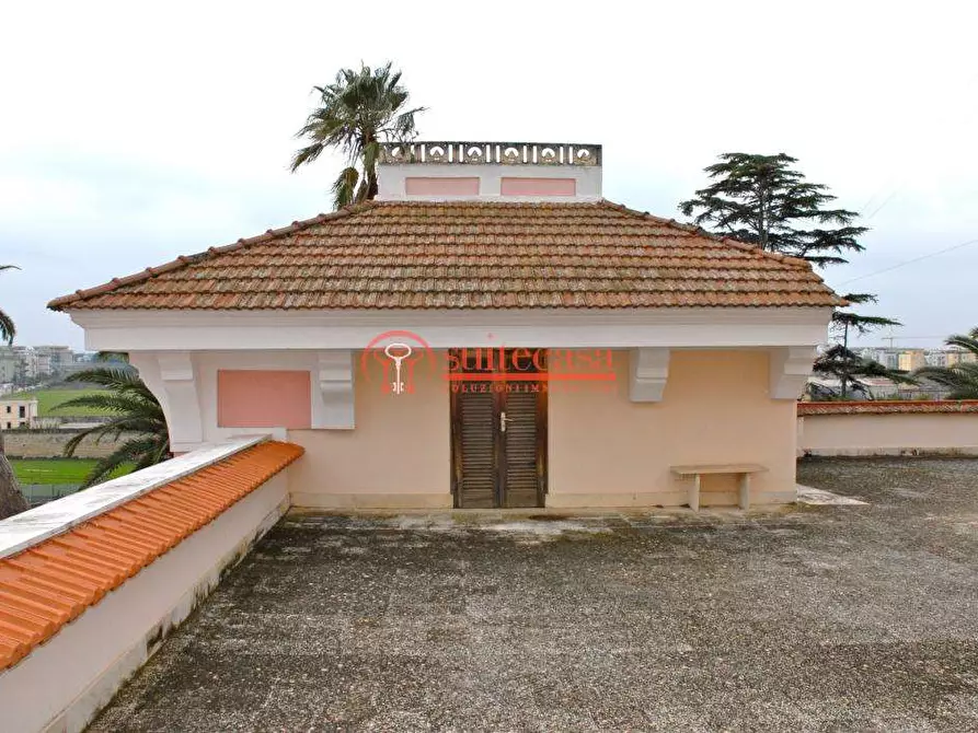 Immagine 21 di Villa in vendita  in piazza XX Settembre a Trani