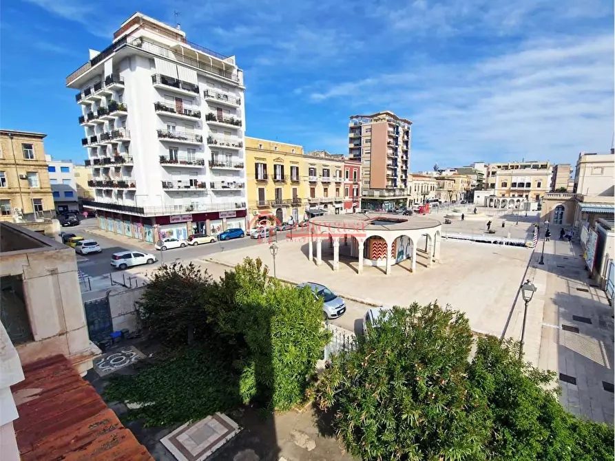Immagine 22 di Villa in vendita  in piazza XX Settembre a Trani