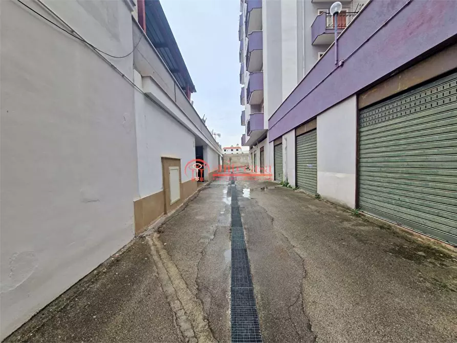 Immagine 6 di Garage in vendita  in corso Don Luigi Sturzo  a Trani