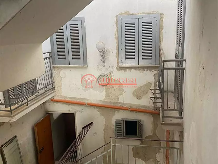 Immagine 10 di Appartamento in vendita  in via Marsala a Trani