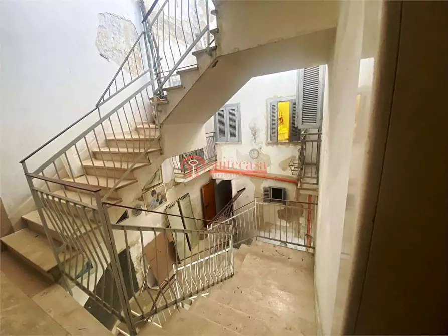Immagine 11 di Appartamento in vendita  in via Marsala a Trani