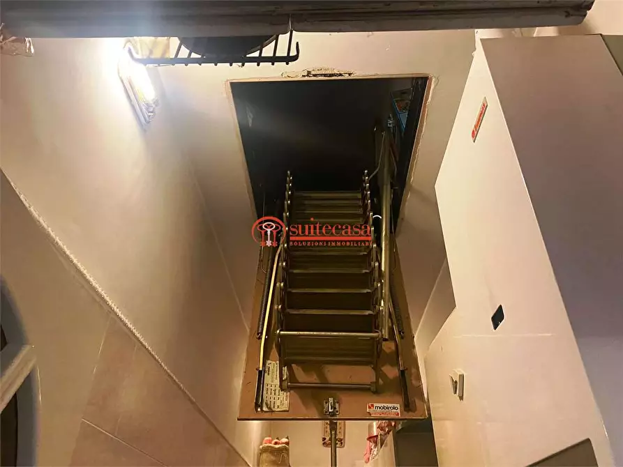 Immagine 25 di Appartamento in vendita  in via Marsala a Trani