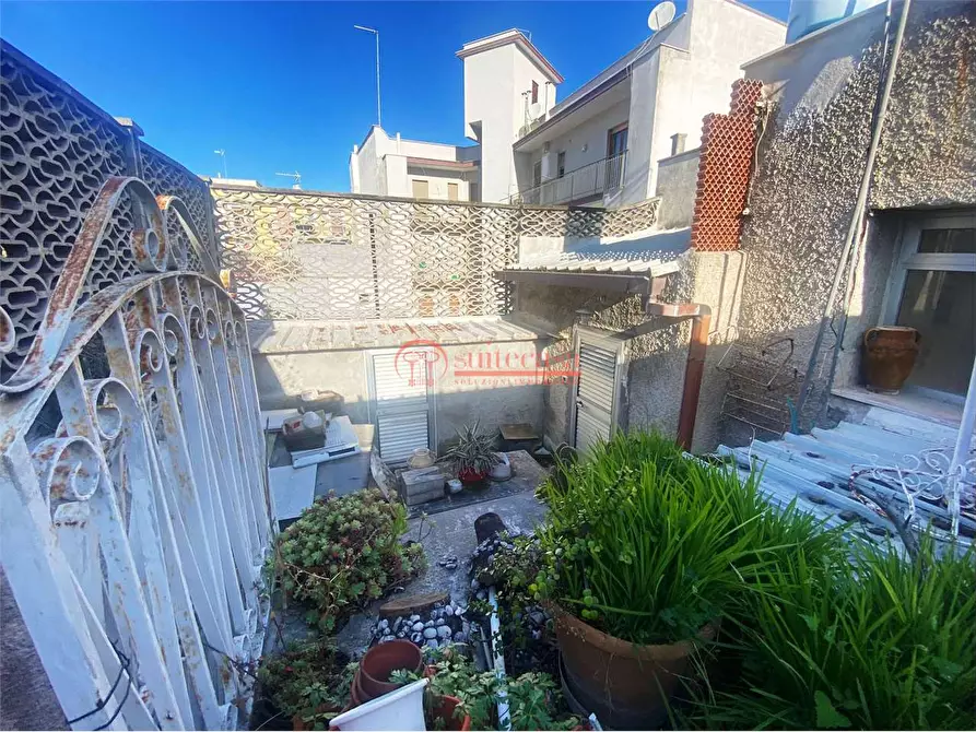 Immagine 33 di Appartamento in vendita  in via Marsala a Trani