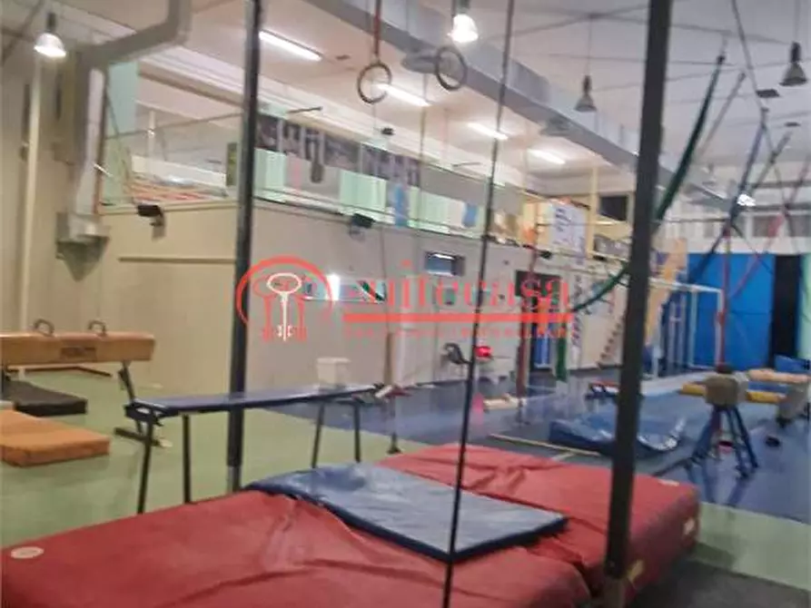 Immagine 5 di Negozio in affitto  in corso Don Luigi Sturzo  a Trani