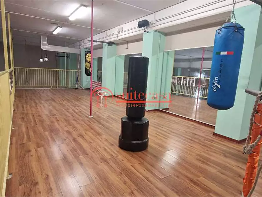 Immagine 14 di Negozio in affitto  in corso Don Luigi Sturzo  a Trani