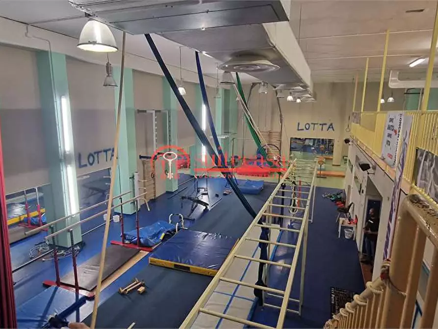 Immagine 15 di Negozio in affitto  in corso Don Luigi Sturzo  a Trani