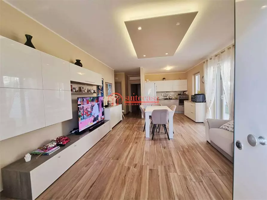 Immagine 10 di Villa in vendita  in Via Malcangi  a Trani