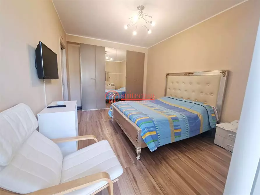 Immagine 14 di Villa in vendita  in Via Malcangi  a Trani