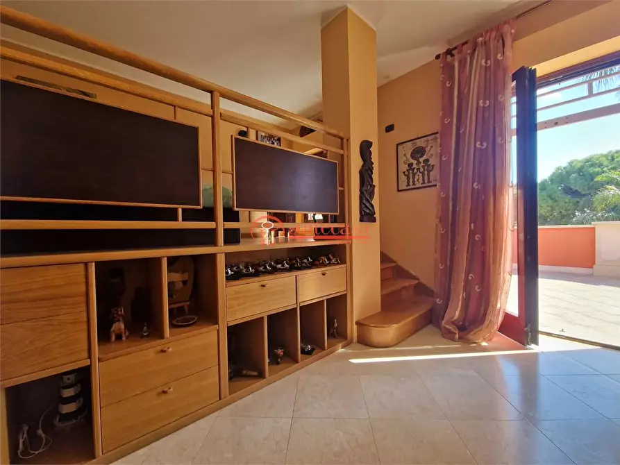 Immagine 25 di Villa in vendita  in Via Martiri di Palermo a Trani