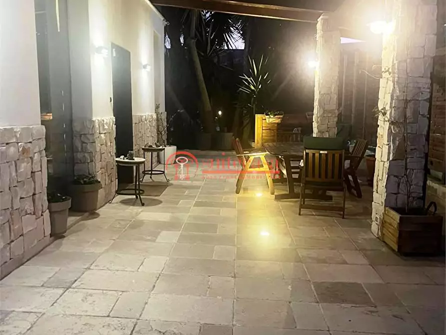 Immagine 8 di Villa in vendita  in via Palmieri a Trani