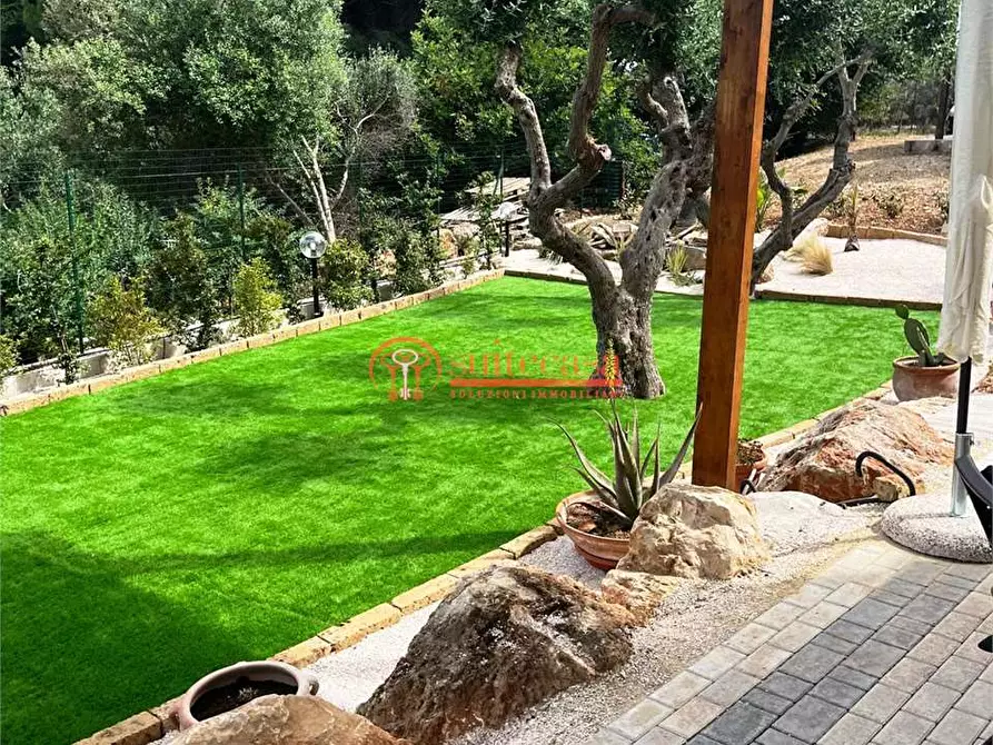 Immagine 10 di Villa in vendita  in via Palmieri a Trani